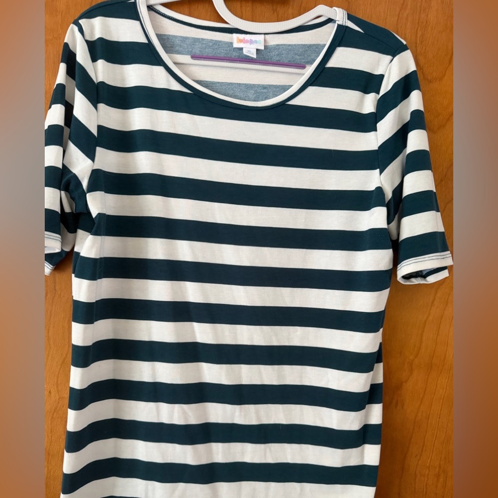 LuLaRoe Dark Green and White Striped Gigi